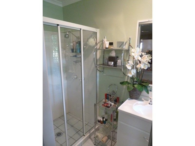 5 Hayman Court, Bucasia QLD 4750