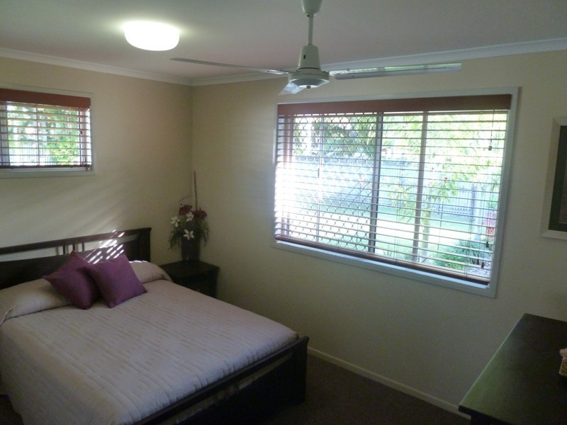 5 Hayman Court, Bucasia QLD 4750