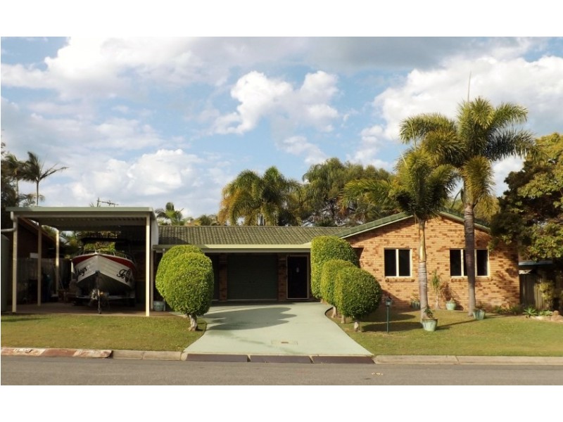 6 Shiral Drive, Beaconsfield QLD 4740