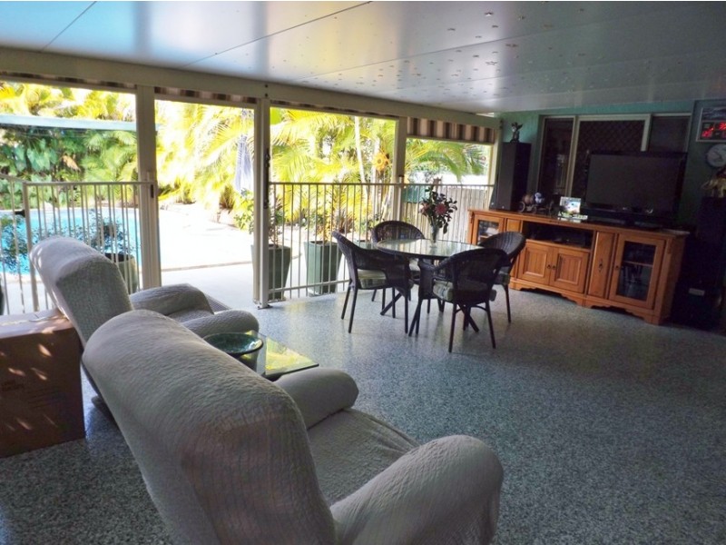 6 Shiral Drive, Beaconsfield QLD 4740