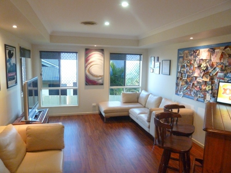 7 Gillies Court, Rural View QLD 4740