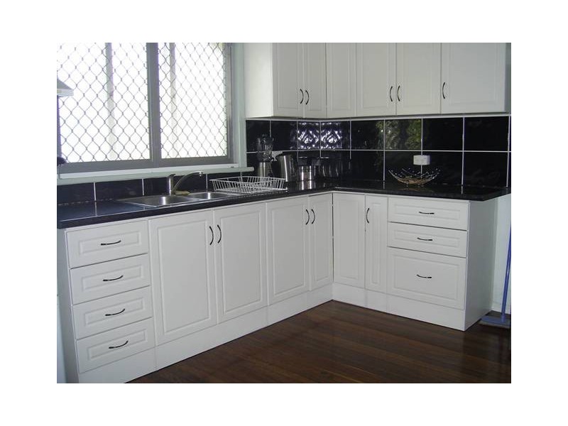 39 Holland Rd, West Mackay QLD 4740