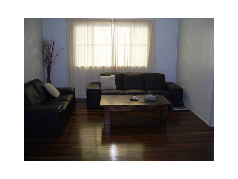 39 Holland Rd, West Mackay QLD 4740