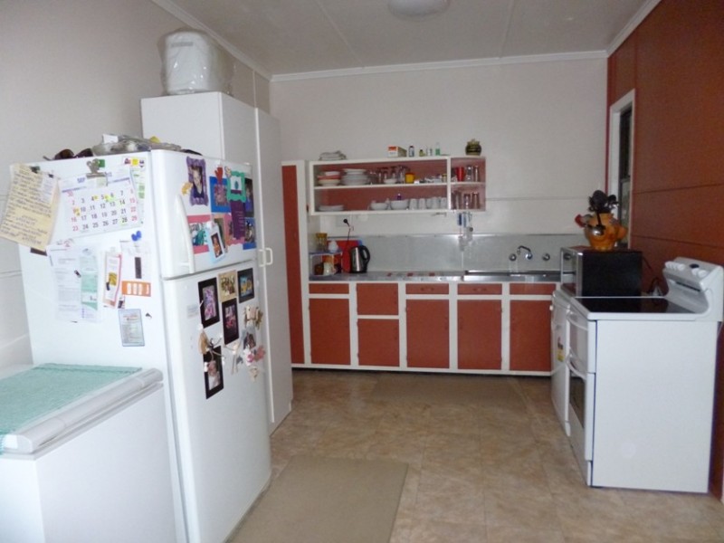 13 Howland Street, North Mackay QLD 4740