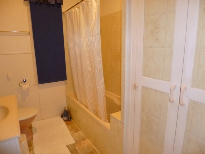 13 Howland Street, North Mackay QLD 4740