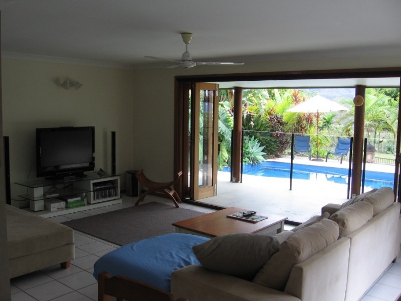 153 Sugarloaf Road, Mackay QLD 4740