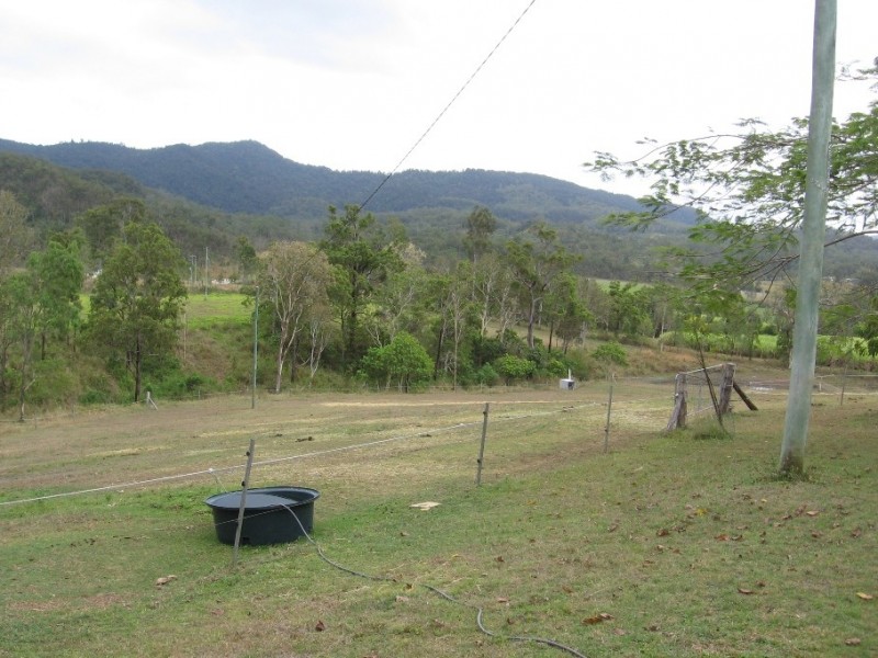 153 Sugarloaf Road, Mackay QLD 4740