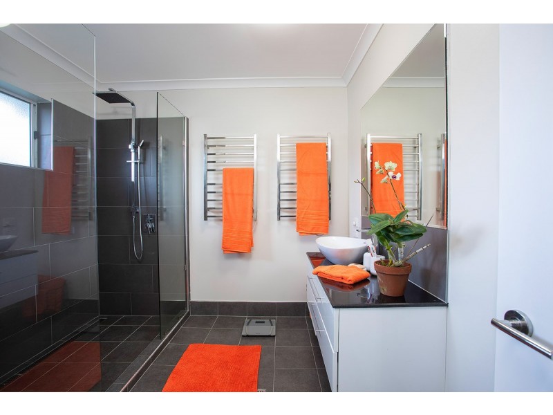 32 Grace Crescent, Slade Point QLD 4740