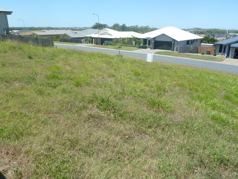 36 Manning St, Rural View QLD 4740