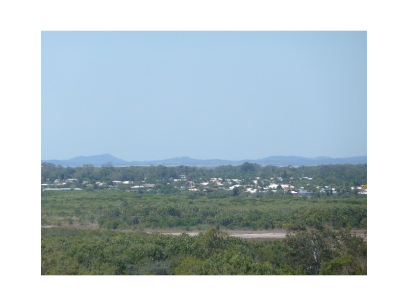 25 Florence St, Eimeo QLD 4740