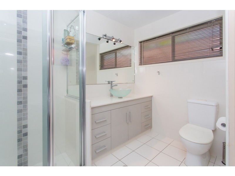 4 Dolphin Drive, Bucasia QLD 4750