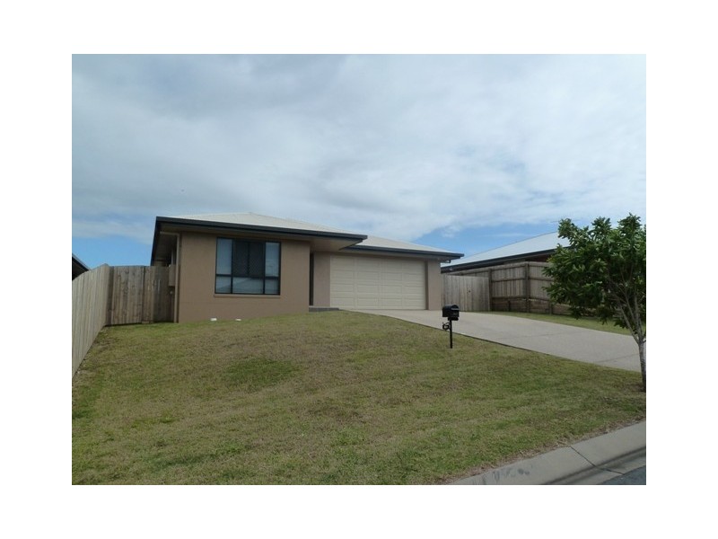 28 Hawkins Street, Bucasia QLD 4750