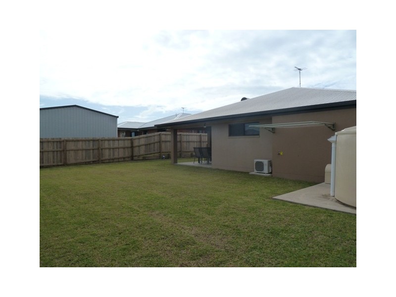 28 Hawkins Street, Bucasia QLD 4750