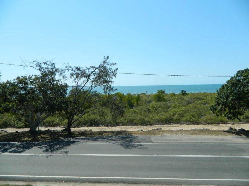 23 Slade Esplanade, Slade Point QLD 4740