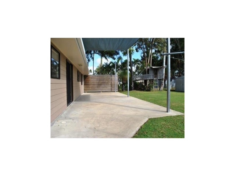 7 Monique Court, Andergrove QLD 4740