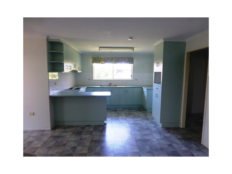 1/3 Allan Court, Ooralea QLD 4740