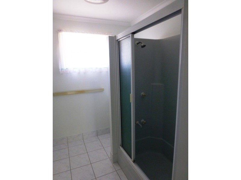 1/3 Allan Court, Ooralea QLD 4740