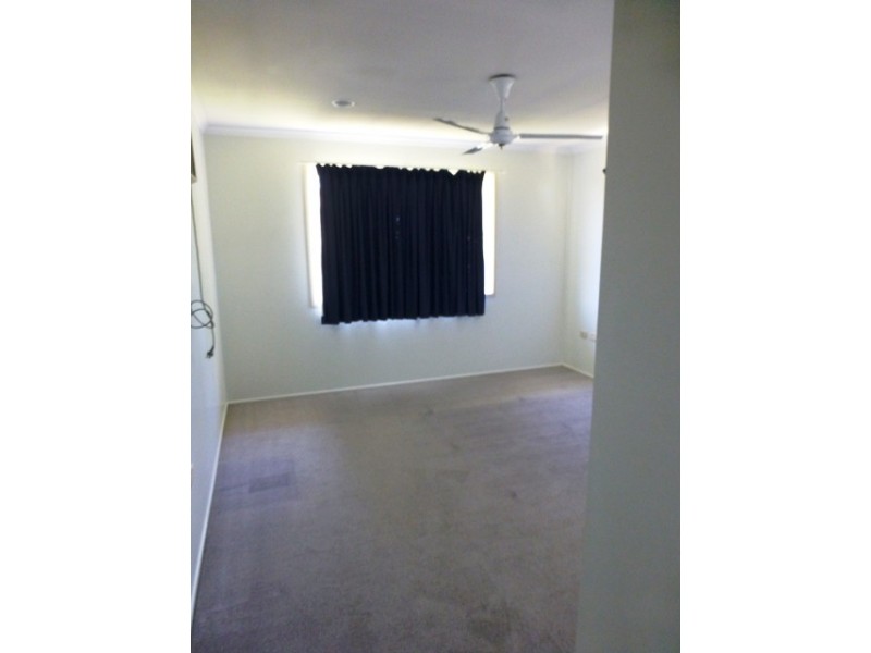 1/3 Allan Court, Ooralea QLD 4740