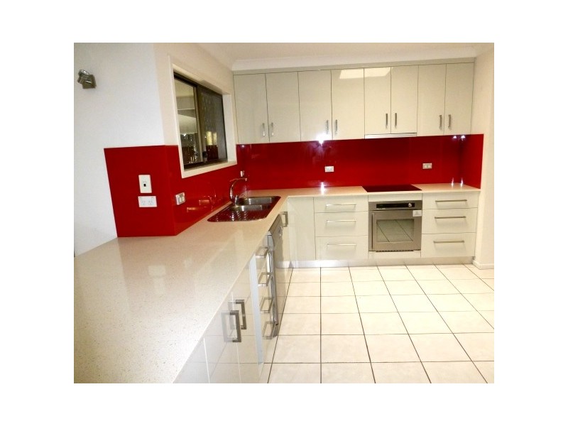 11 Phillip Street, Mount Pleasant QLD 4740