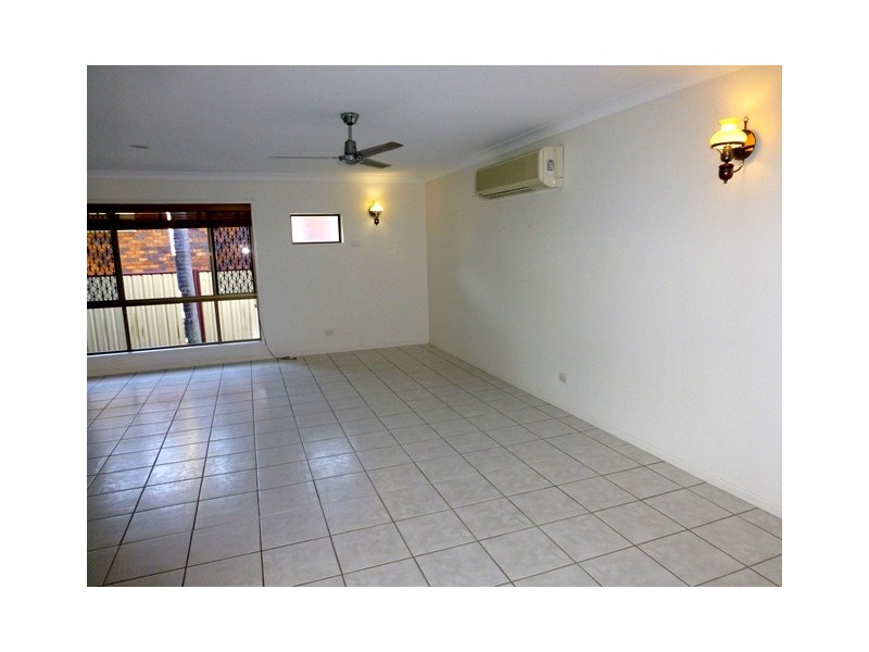 11 Phillip Street, Mount Pleasant QLD 4740