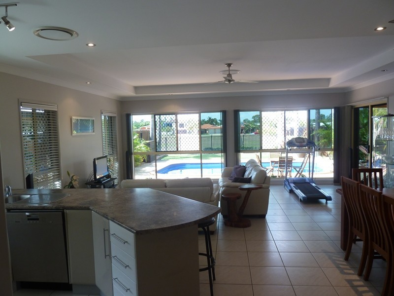 18 Portside Place, Shoal Point QLD 4750