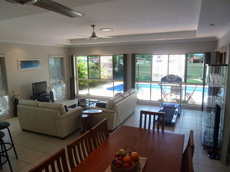 18 Portside Place, Shoal Point QLD 4750