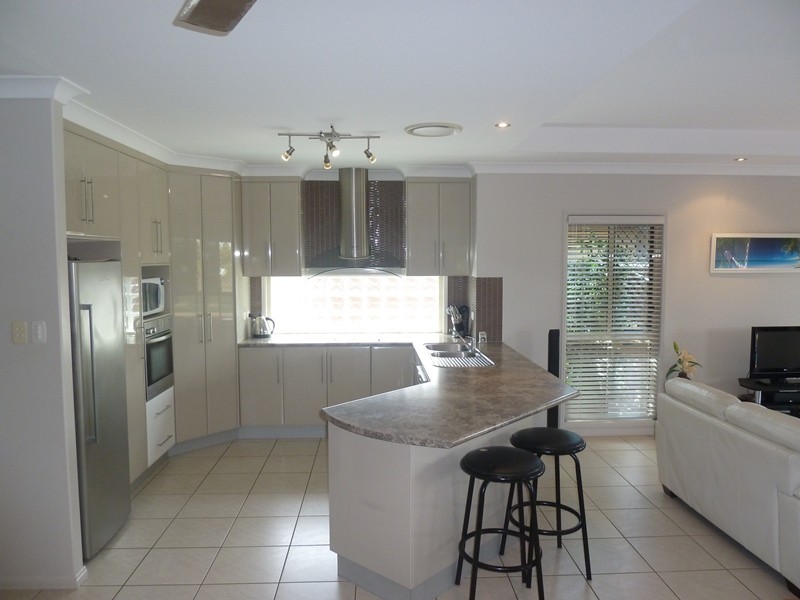 18 Portside Place, Shoal Point QLD 4750