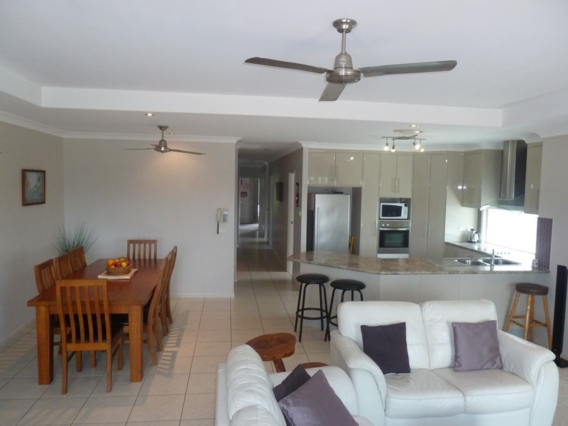 18 Portside Place, Shoal Point QLD 4750
