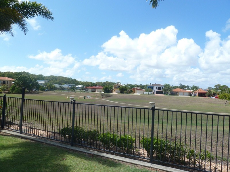 18 Portside Place, Shoal Point QLD 4750