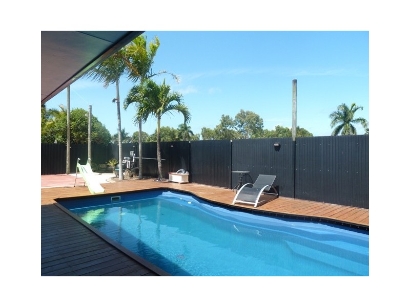 32 Bridge Road, East Mackay QLD 4740