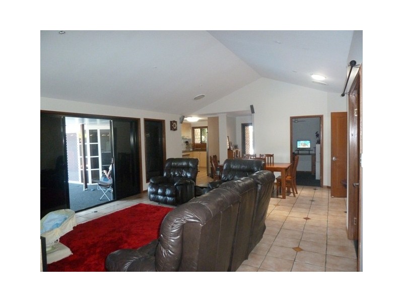 32 Bridge Road, East Mackay QLD 4740