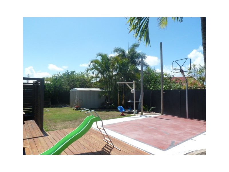 32 Bridge Road, East Mackay QLD 4740