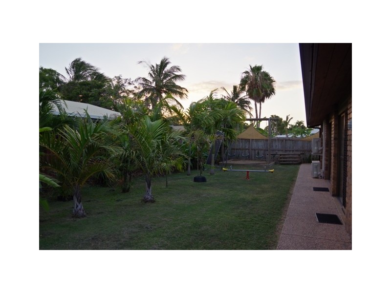 11 Yaralla Ave, East Mackay QLD 4740