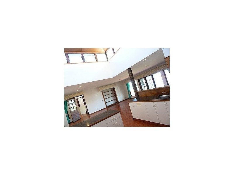 18 Seagull Street, Slade Point QLD 4740