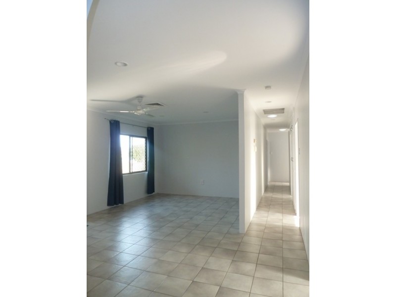 30 Marlborough Street, Ooralea QLD 4740