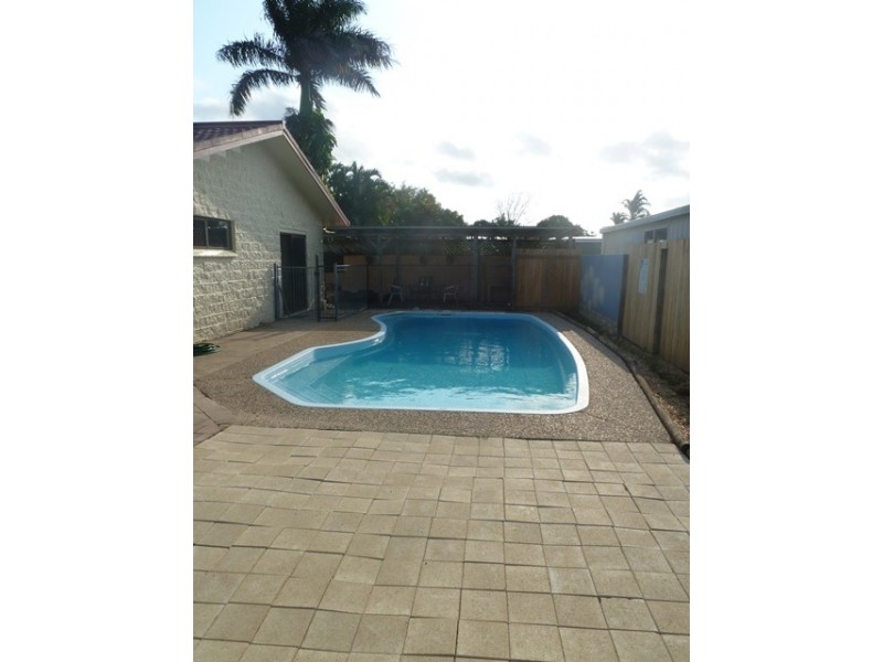 30 Marlborough Street, Ooralea QLD 4740