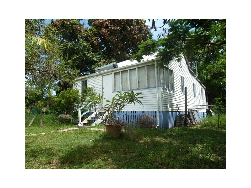 33 Palm Street, Cremorne QLD 4740