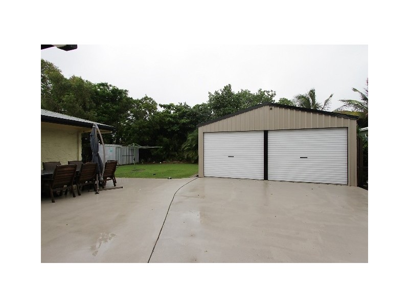 9 Blacksmith St, Slade Point QLD 4740