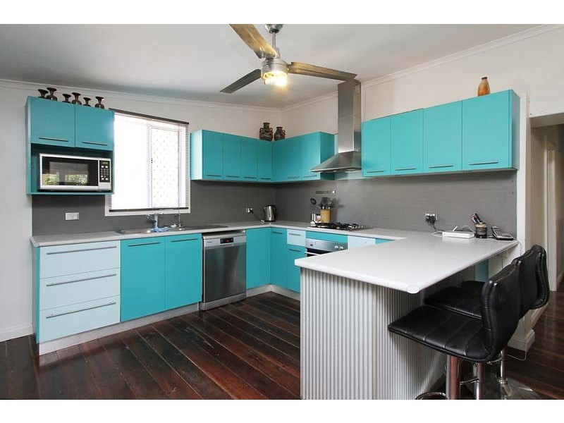 33 Waverley Street, Bucasia QLD 4750