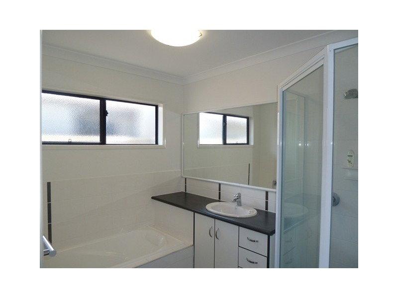 15 Paradise Street, Mackay QLD 4740