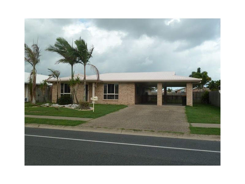 14 Caledonian Drive, Beaconsfield QLD 4740