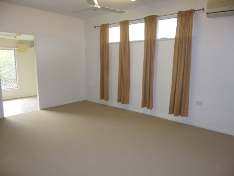 2 Mogford Street, West Mackay QLD 4740