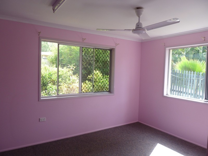 22 Hillend Road, Glenella QLD 4740