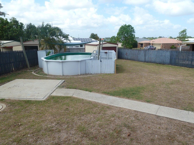 22 Hillend Road, Glenella QLD 4740