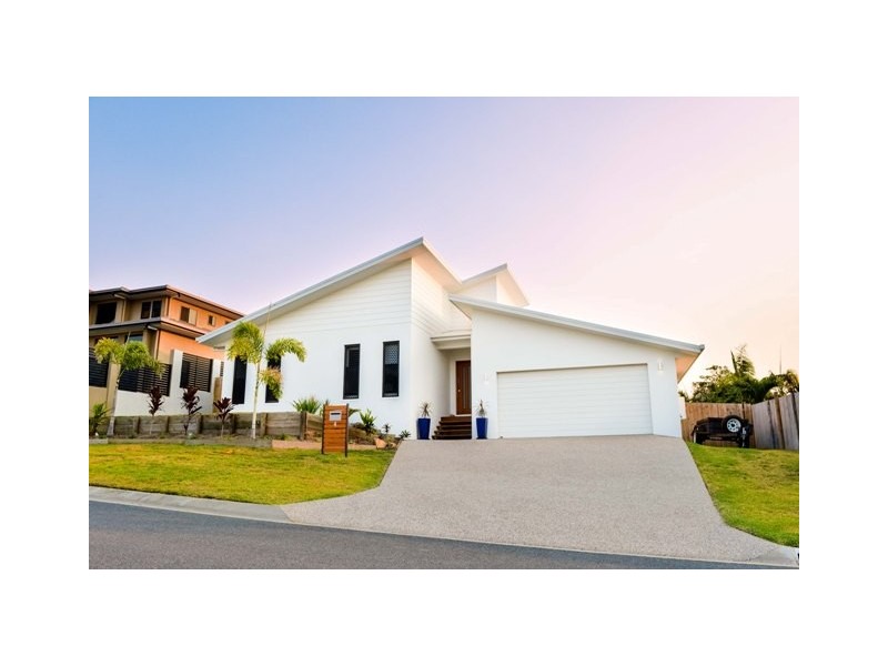 4 Wilcox Street, Eimeo QLD 4740