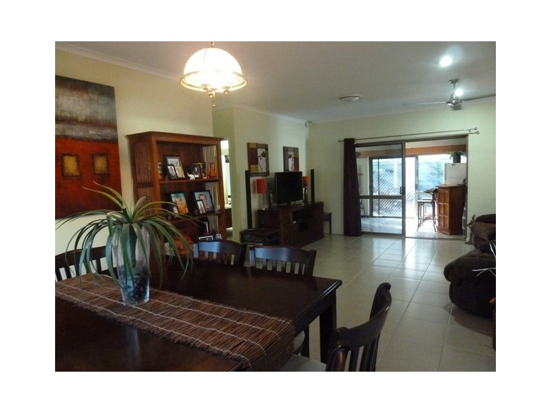 4 Thorning Street, West Mackay QLD 4740