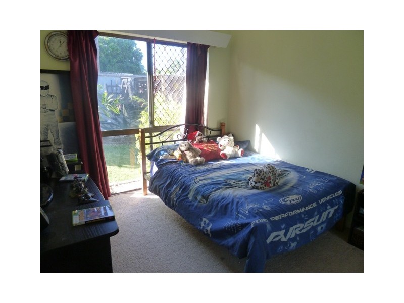 4 Thorning Street, West Mackay QLD 4740