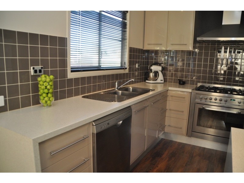 33 Holack Street, North Mackay QLD 4740