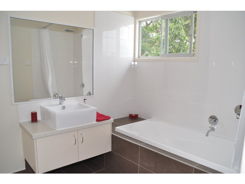 33 Holack Street, North Mackay QLD 4740