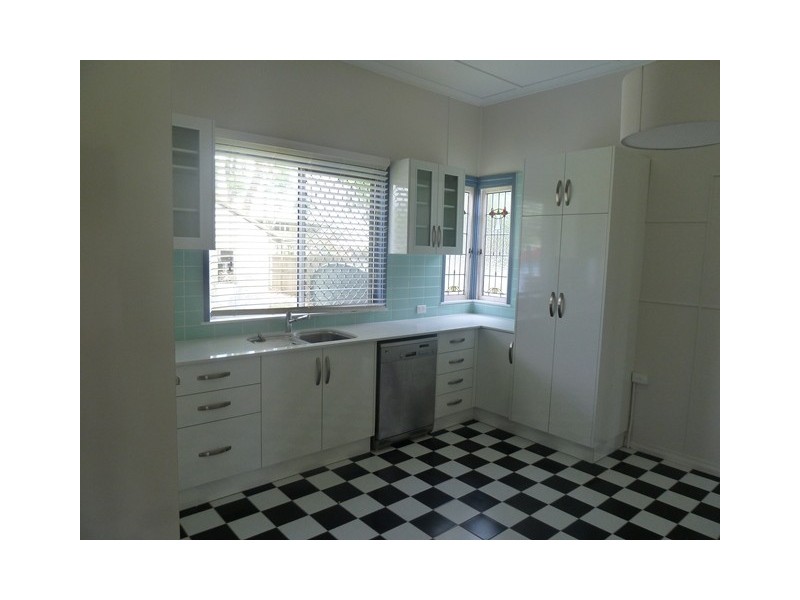 38 Jackson Street, West Mackay QLD 4740